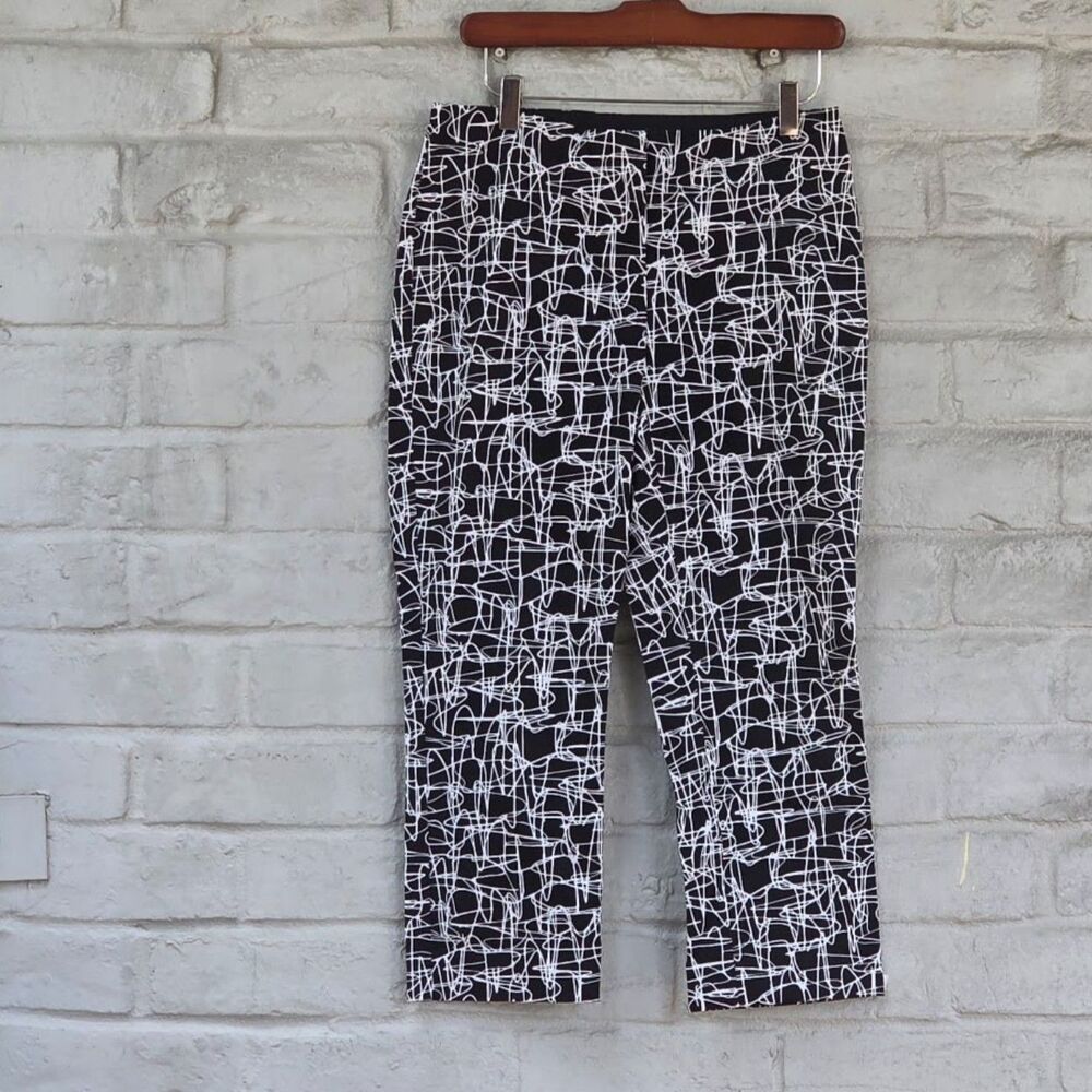 Alfani Black White Abstract Scribble Crop Pants Size 4 Pull On Stretch Capri